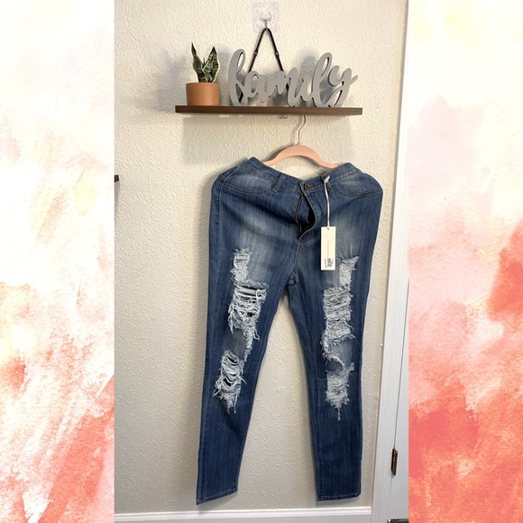 High waisted distressed jeans - Picture 1 of 1